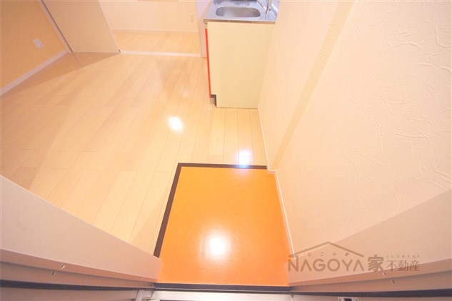 Ｓｈａｍｒｏｃｋ 玄関