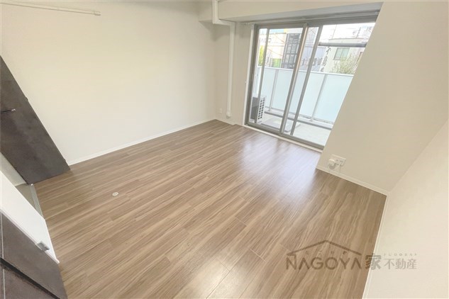 アクアコート大曽根 リビング