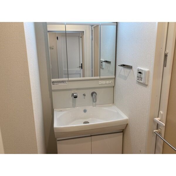 CELE STATION その他3