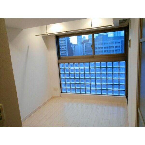 ローレルアイ久屋大通 リビング