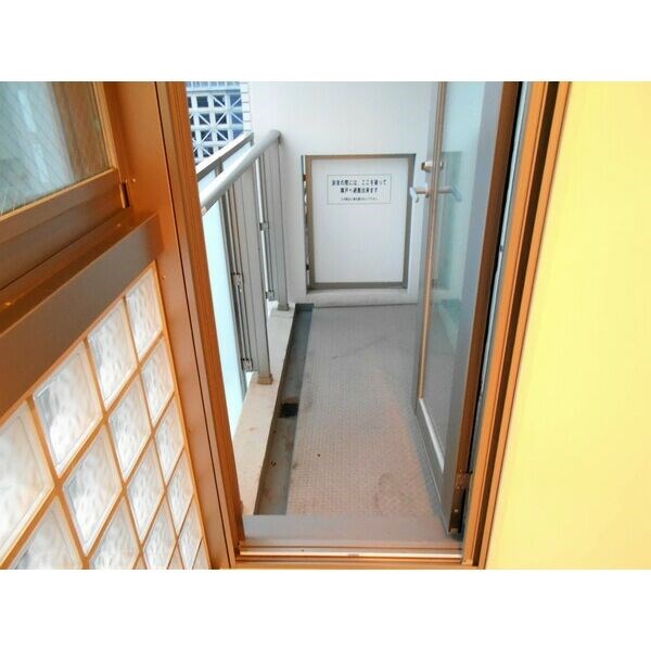 ローレルアイ久屋大通 ベランダ