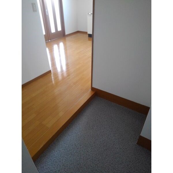 メゾン御園 玄関