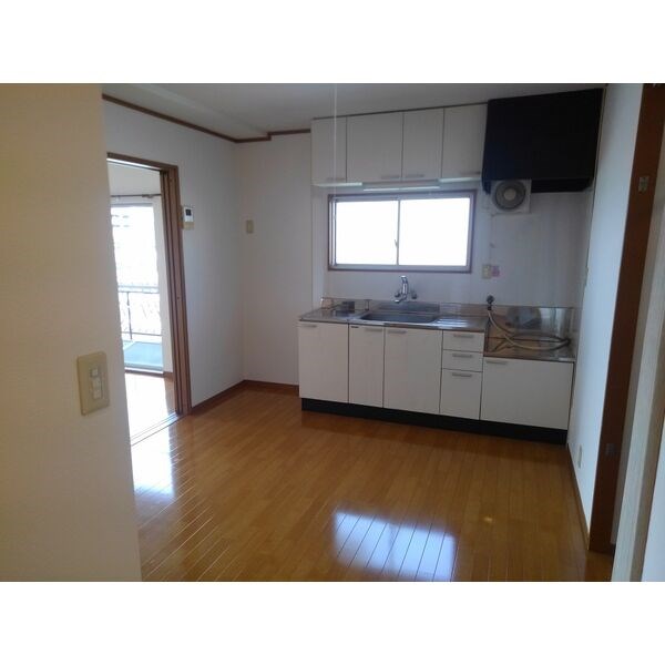 メゾン御園 リビング