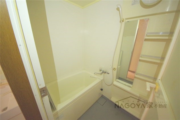 ツインビービル５春岡 風呂画像