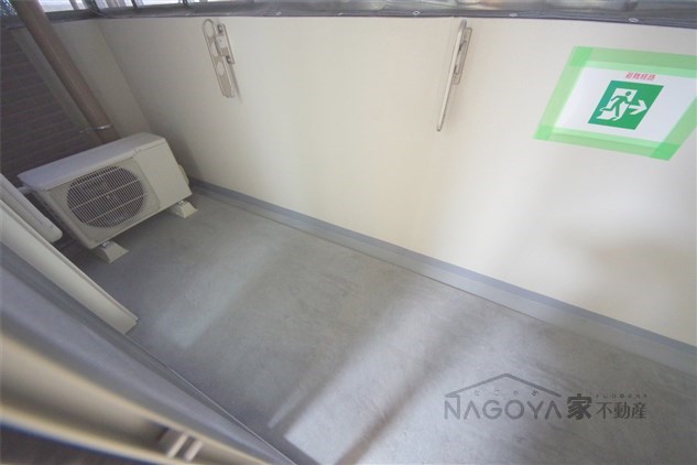 リヴシティ新栄 ベランダ