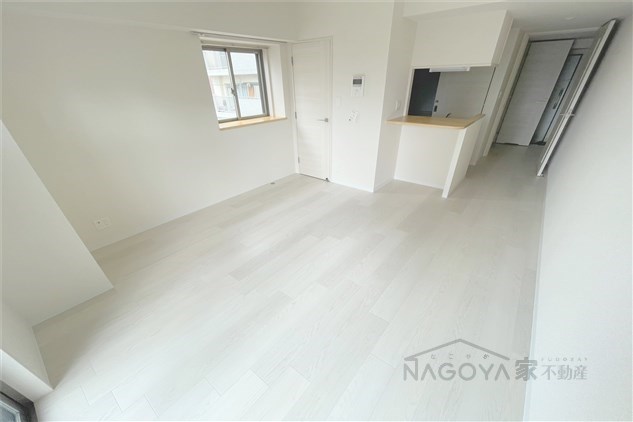 RAFFLE　OZONE リビング