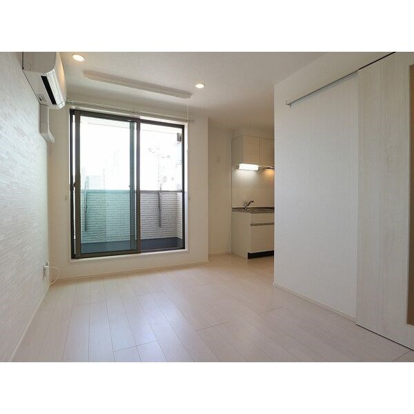 R-smart尾頭橋 リビング