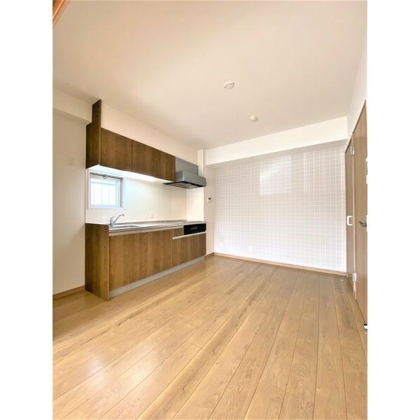 エミナンス汐路 リビング