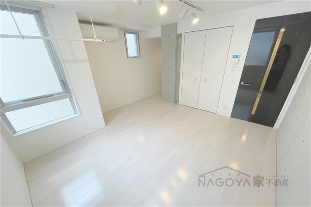 quador御器所 リビング