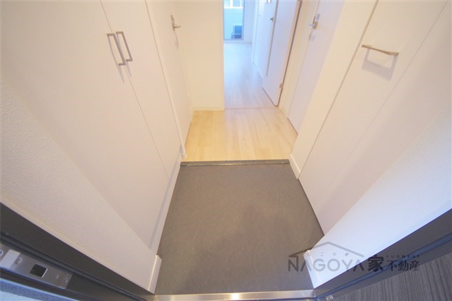 プレサンス池下トレス 玄関