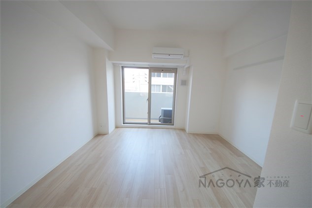 プレサンス池下トレス リビング