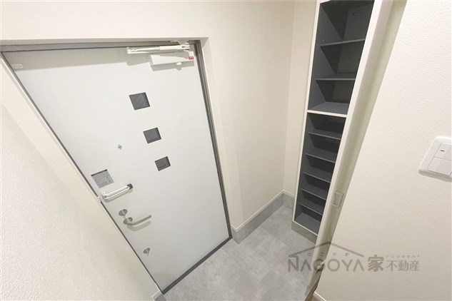 PRIMALE今池 玄関