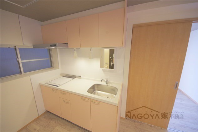 桜通サンダイマンション キッチン