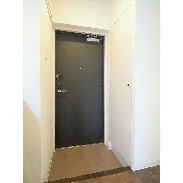 プレディアスタイル名古屋 玄関