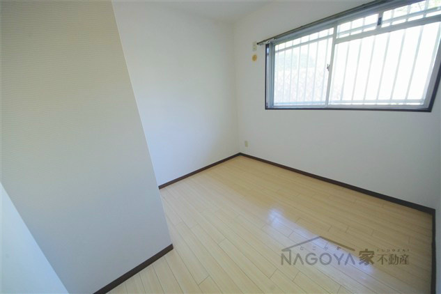 エルアモール ベッドルーム