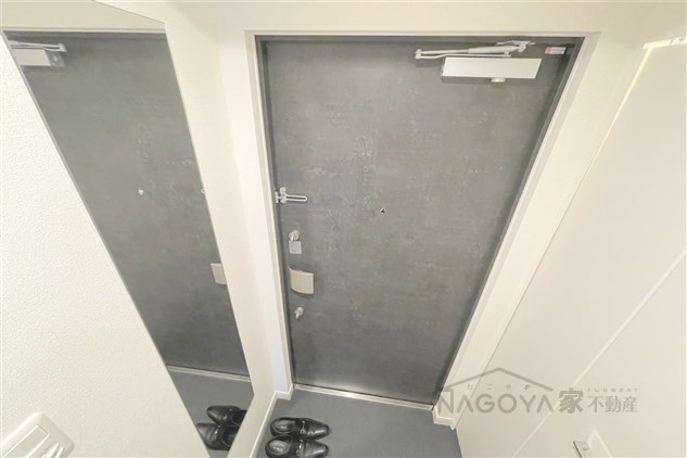 プレサンス東別院駅前Ⅱ 玄関