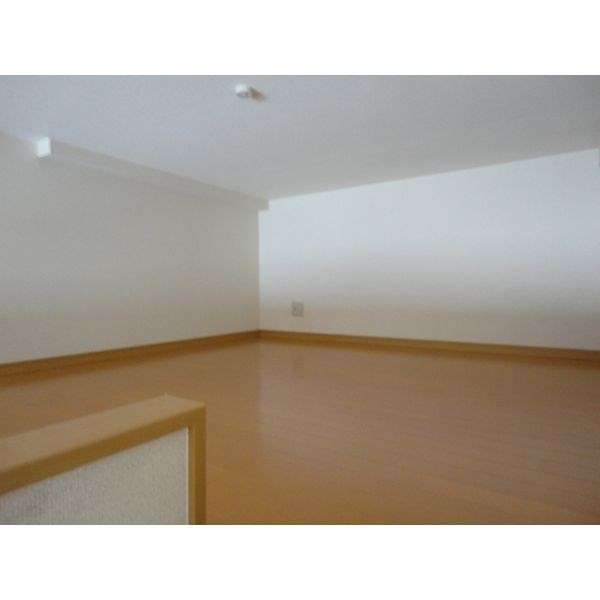 リバティー川名 ベッドルーム