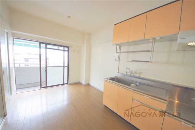 アートビル リビング