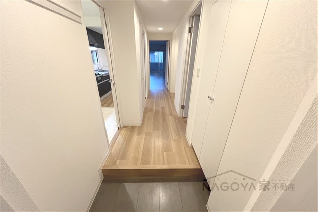 オルデン穂波 玄関