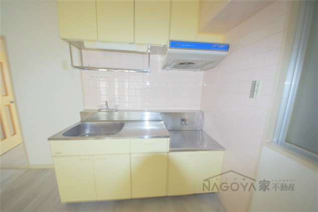 センチュリー栄 キッチン