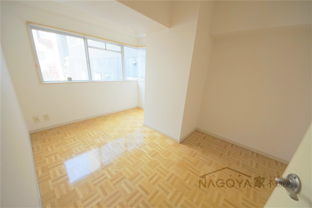 センチュリー栄 ベッドルーム