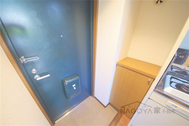 エスペランサ鶴舞１９ 玄関