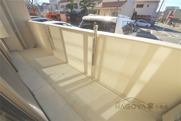 ＵＲＢＡＮ ＧＲＥＹ ２ｎｄ ベランダ