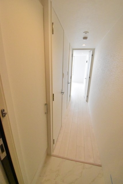 LUORE大曽根EAST 玄関