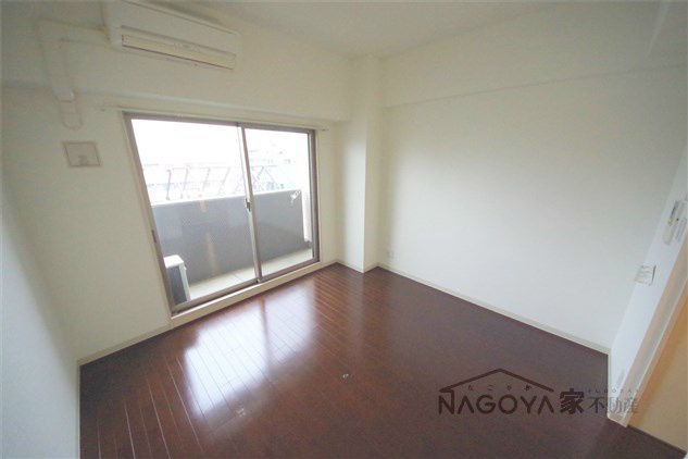 ヴィラマリオン リビング