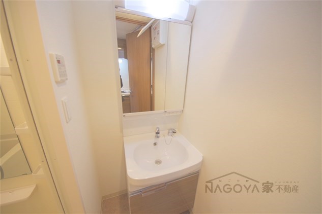 プレサンスジェネ新栄町駅前葵 その他3