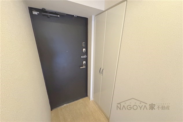 La　Douceur山王 玄関