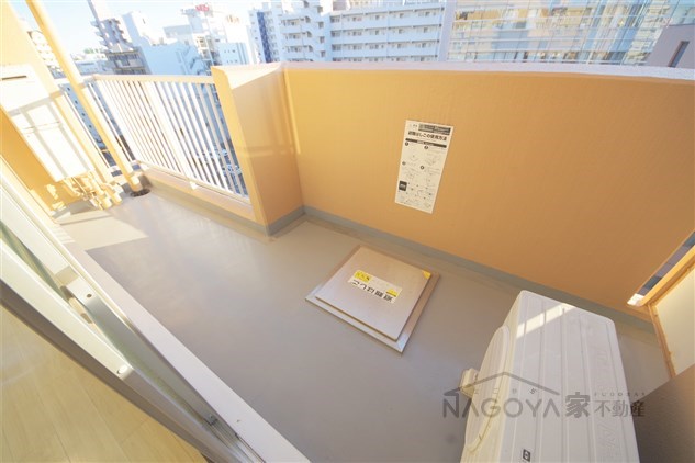 メゾン鶴舞 ベランダ