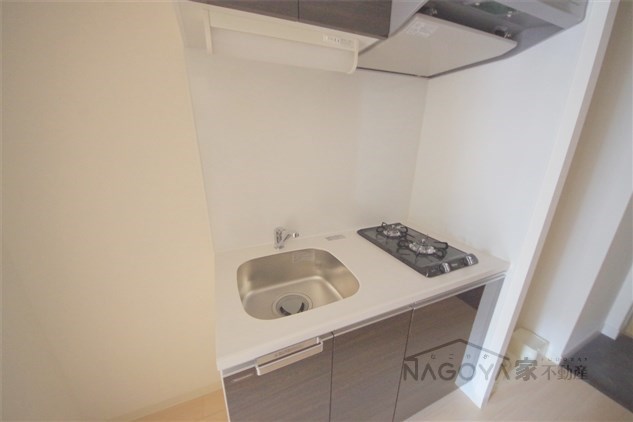 ファステートNAGOYA今池バレンシア キッチン