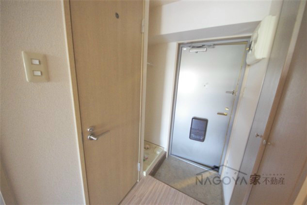 ミスターワシントンビル 玄関