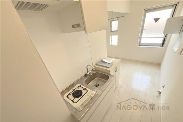 ソリッド名駅 キッチン