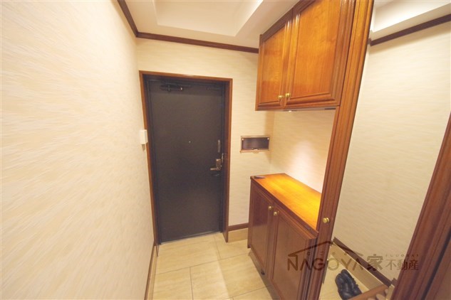 コート八事石坂 玄関