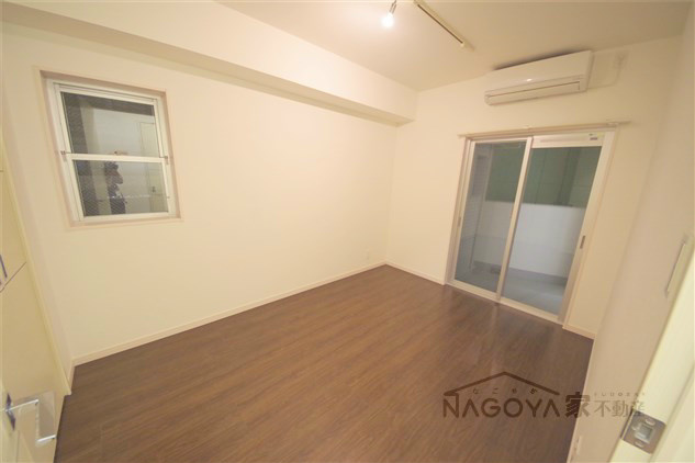 上前津ライズ ベッドルーム