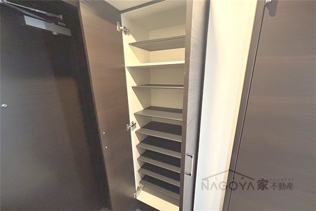 axis nagoya sw 玄関