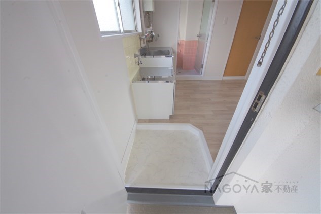 第２加納マンション 玄関