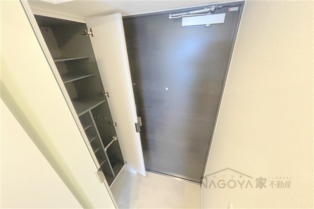 メイクス城西レジデンス 玄関