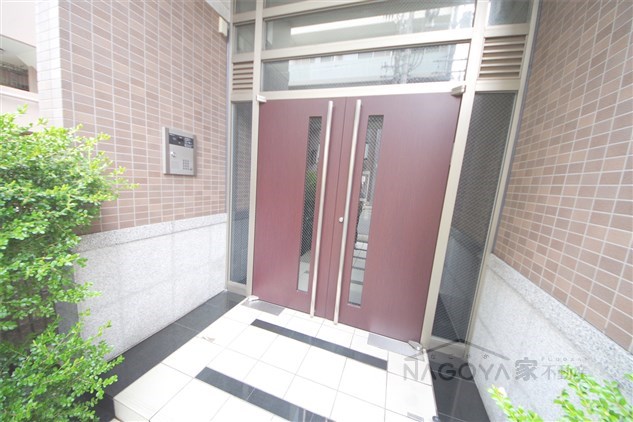 アルカンシェル名駅 エントランス