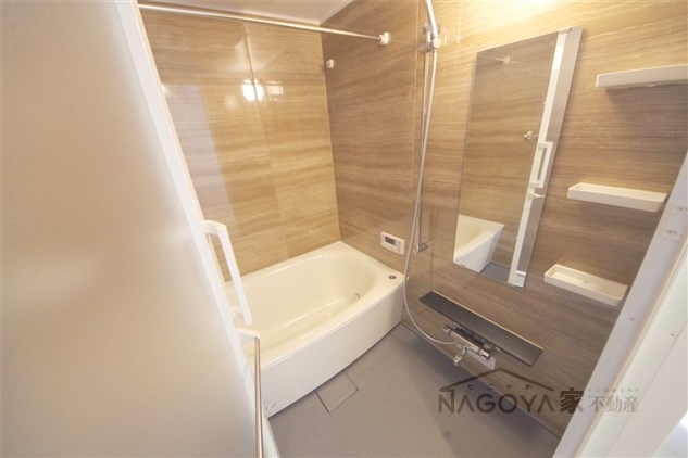 S-RESIDENCE茶屋ヶ坂East 風呂画像