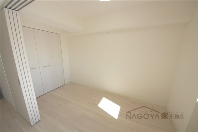 アステリ鶴舞テーセラ ベッドルーム