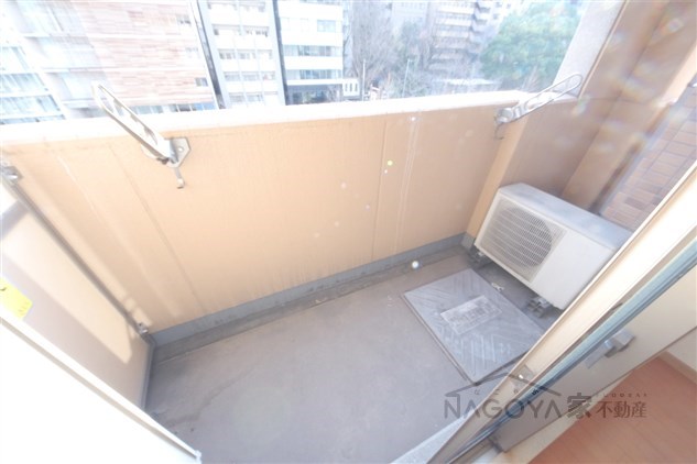 プレサンス桜通アベニュー ベランダ