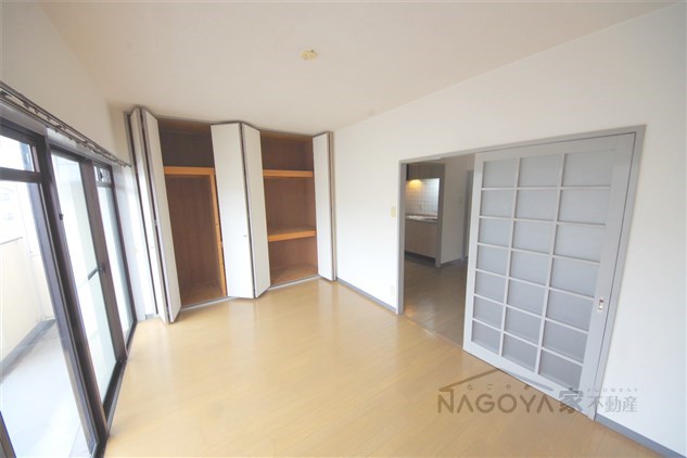 英ハイツ ベッドルーム