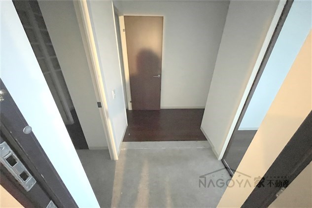 ＰＲＥＭＩＥＲ　ＩＭＭＥＵＢＬＥ 玄関