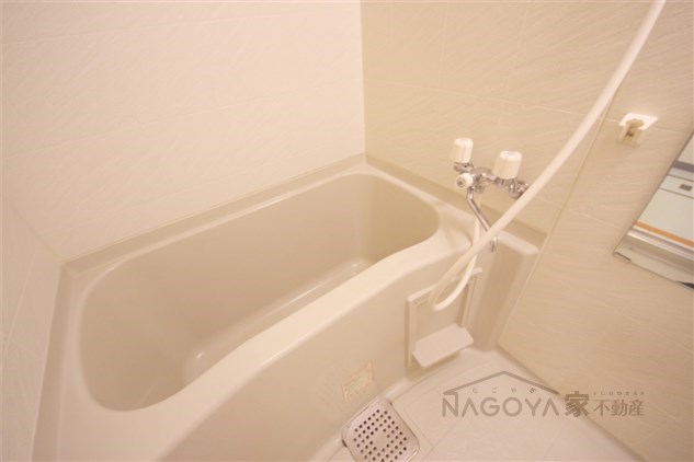 プロビデンス東片端 風呂画像