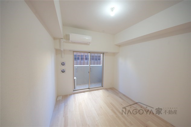 エスリード葵桜通り リビング