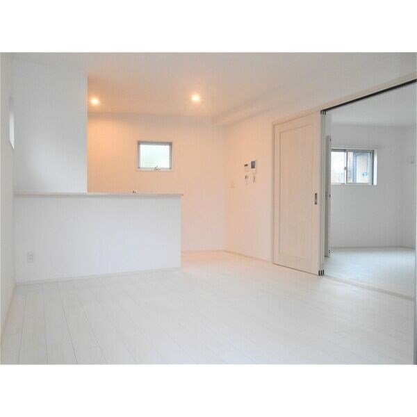 Blue Moon 名駅 リビング