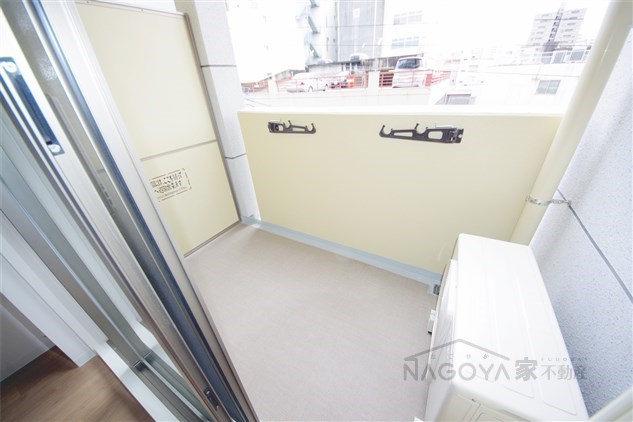 プレサンス桜通グレイス ベランダ